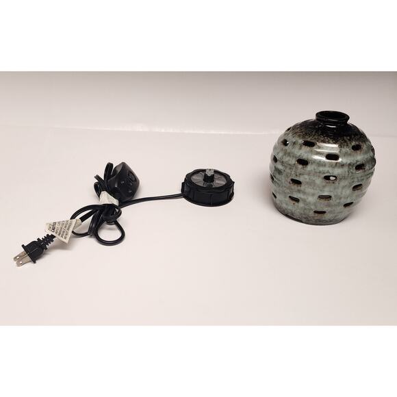 WESTINGHOUSE Scenterrific Fragrance Warmer Simulates A Warm Candle Glow - Picture 2 of 6